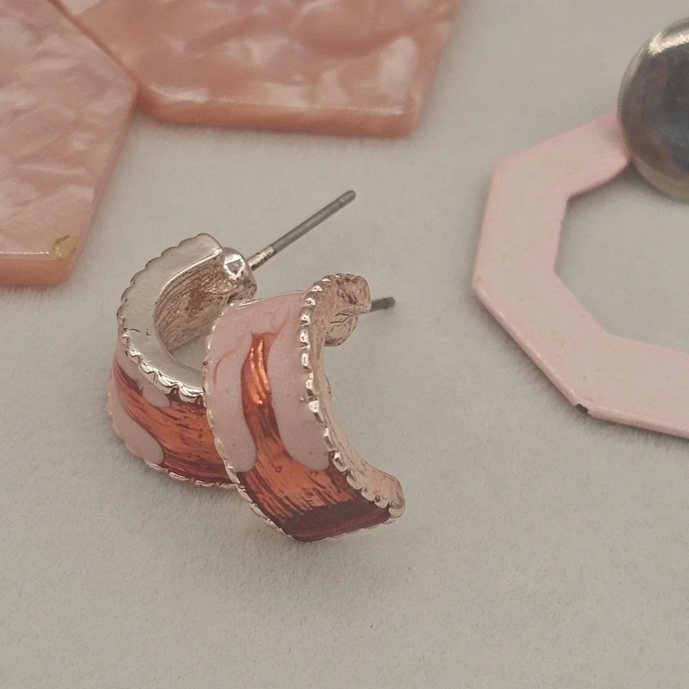 Vintage Geometric Pink Earring Lot 4 Pairs Gold Silver Tones Retro Mod Jewelry